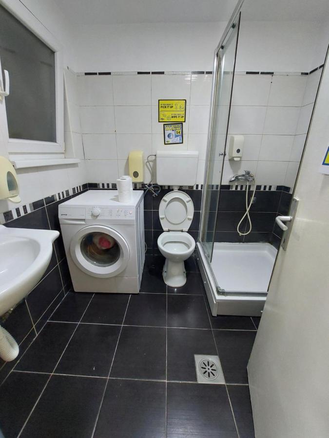 Hostel Inn Downtown Белград Екстериор снимка