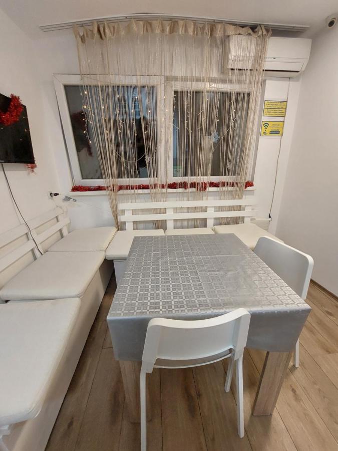 Hostel Inn Downtown Белград Екстериор снимка