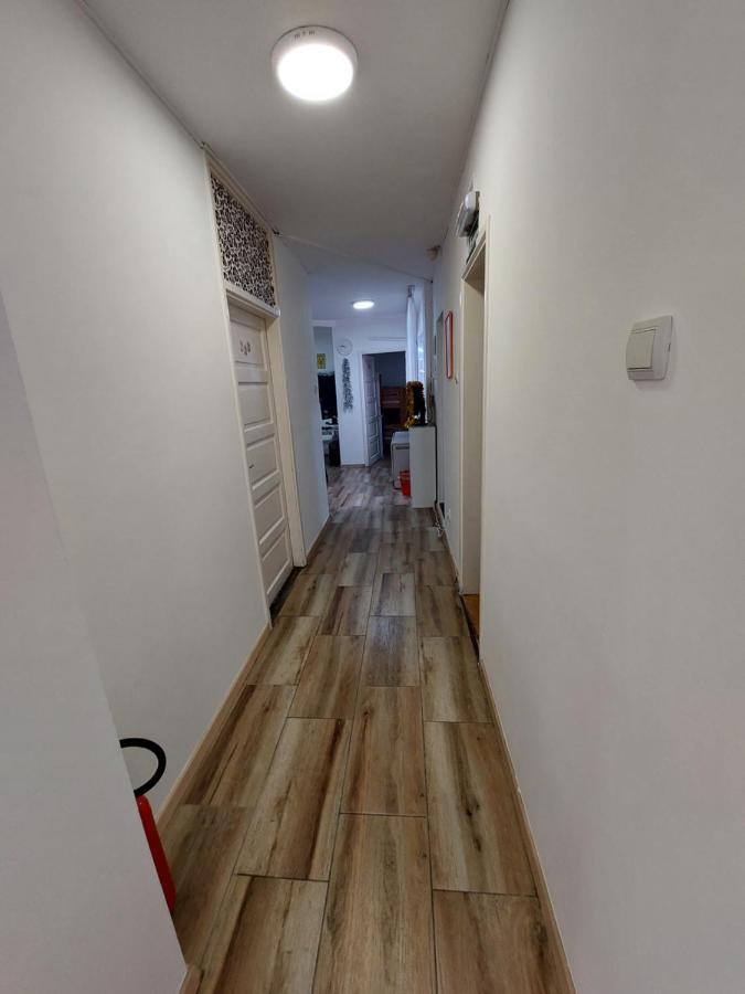 Hostel Inn Downtown Белград Екстериор снимка