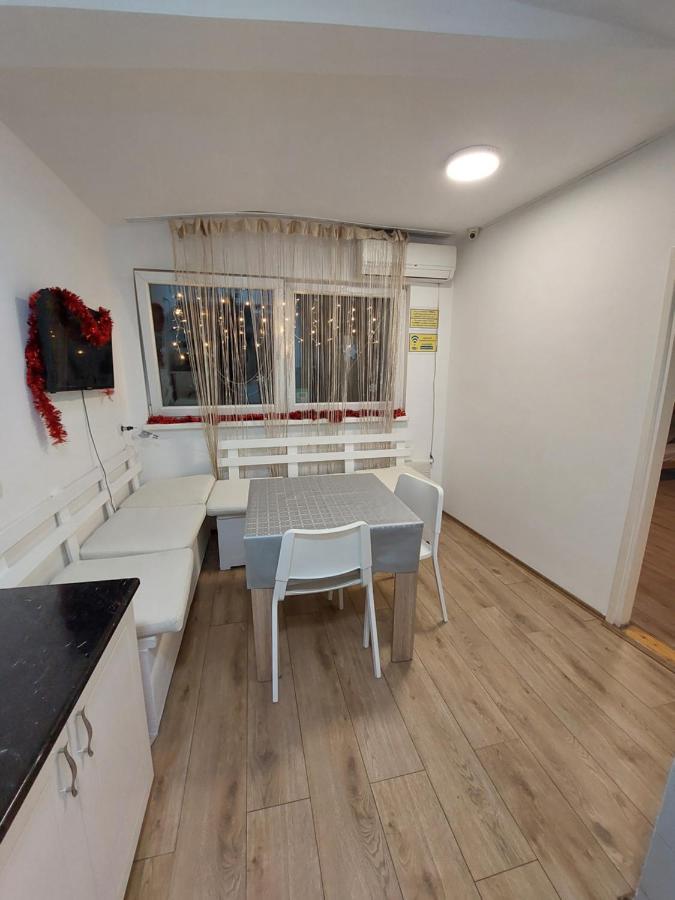 Hostel Inn Downtown Белград Екстериор снимка