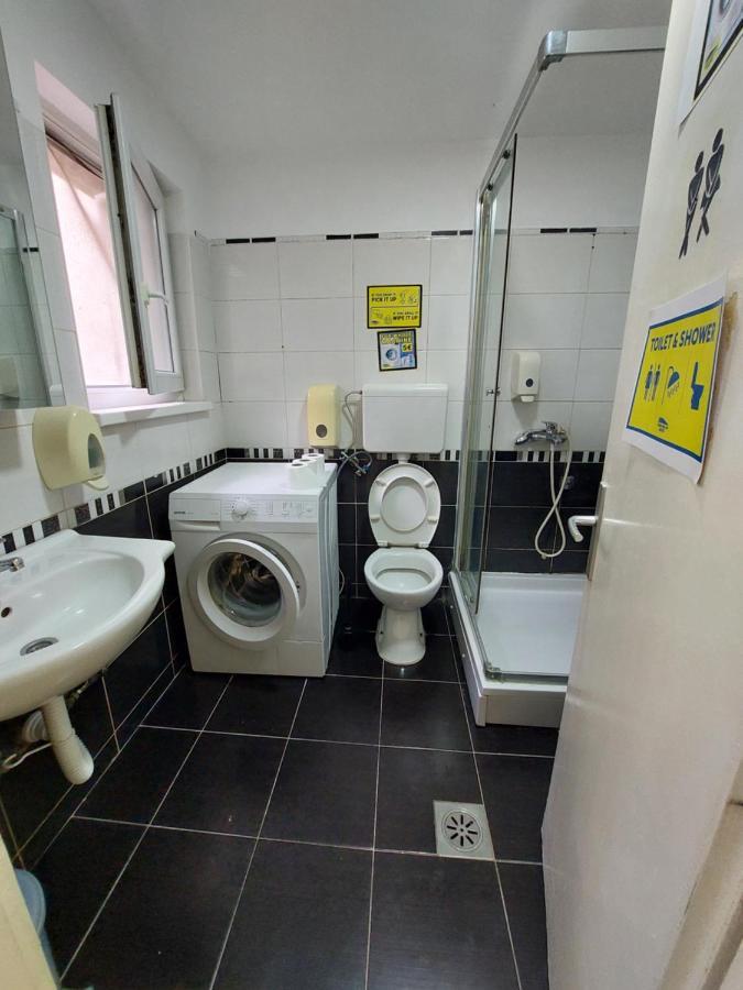 Hostel Inn Downtown Белград Екстериор снимка