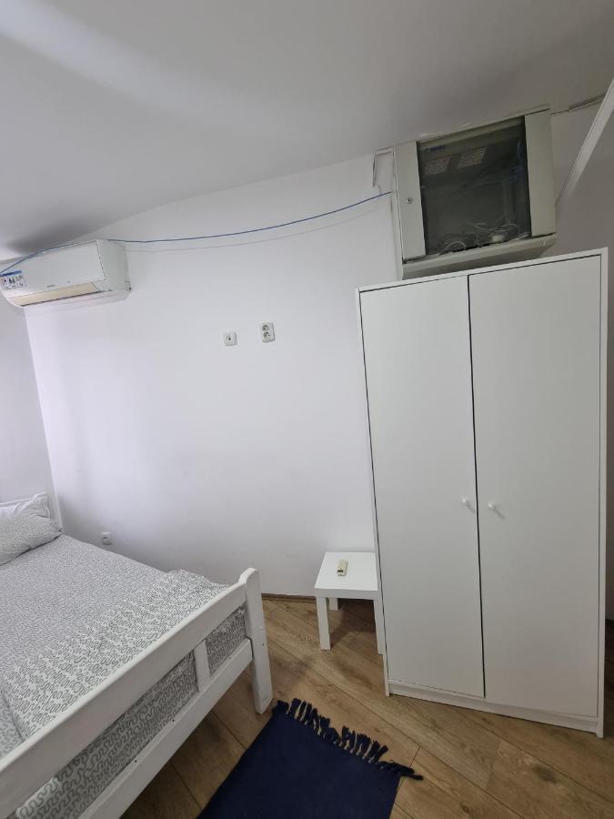 Hostel Inn Downtown Белград Екстериор снимка