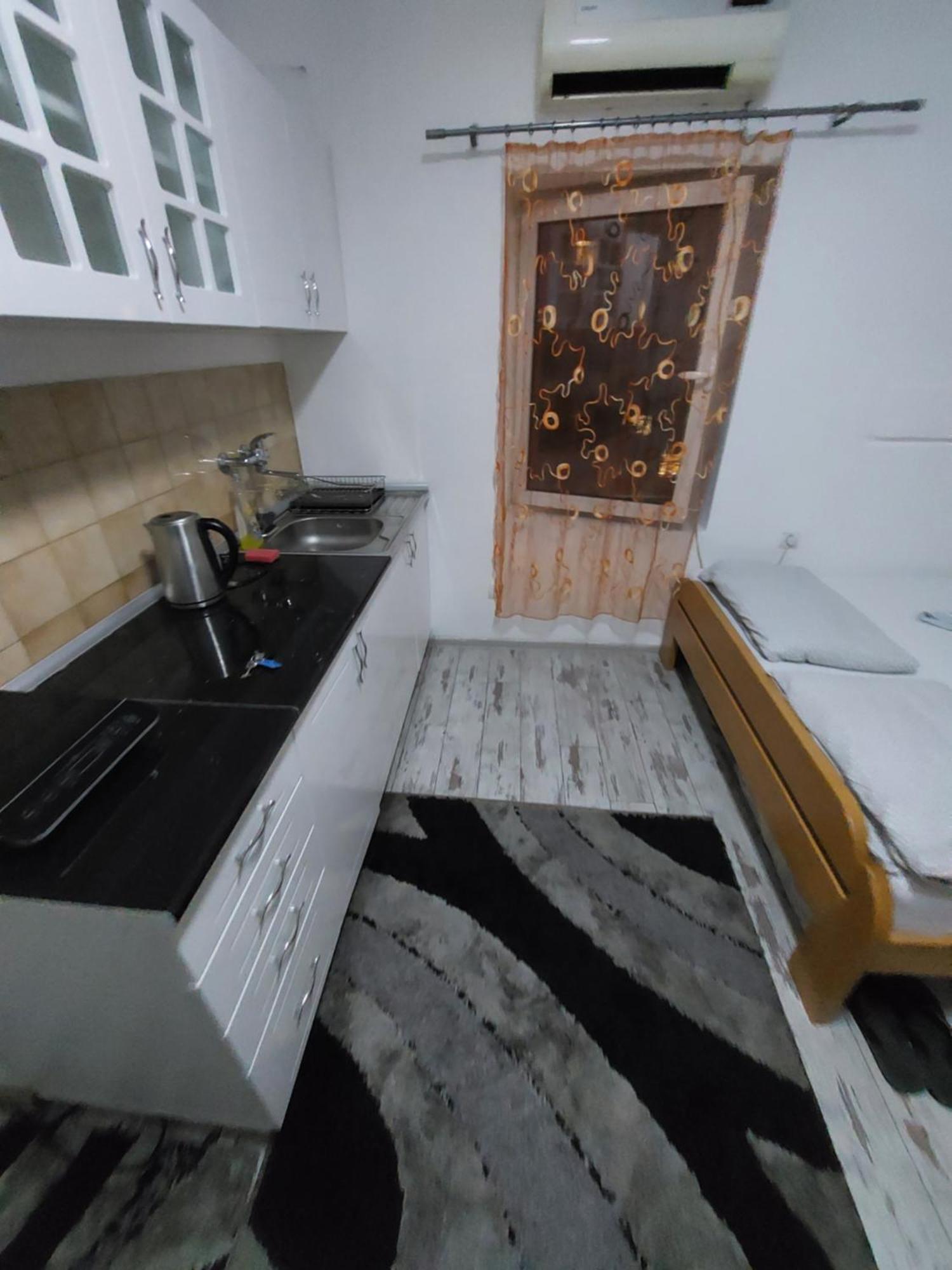 Hostel Inn Downtown Белград Екстериор снимка