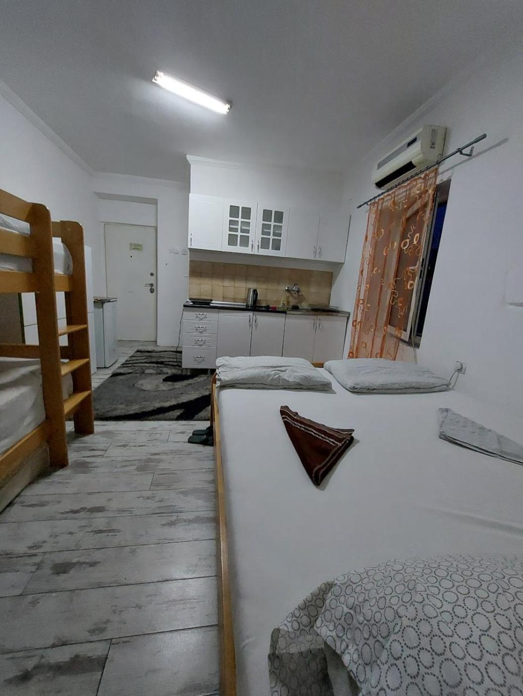 Hostel Inn Downtown Белград Екстериор снимка