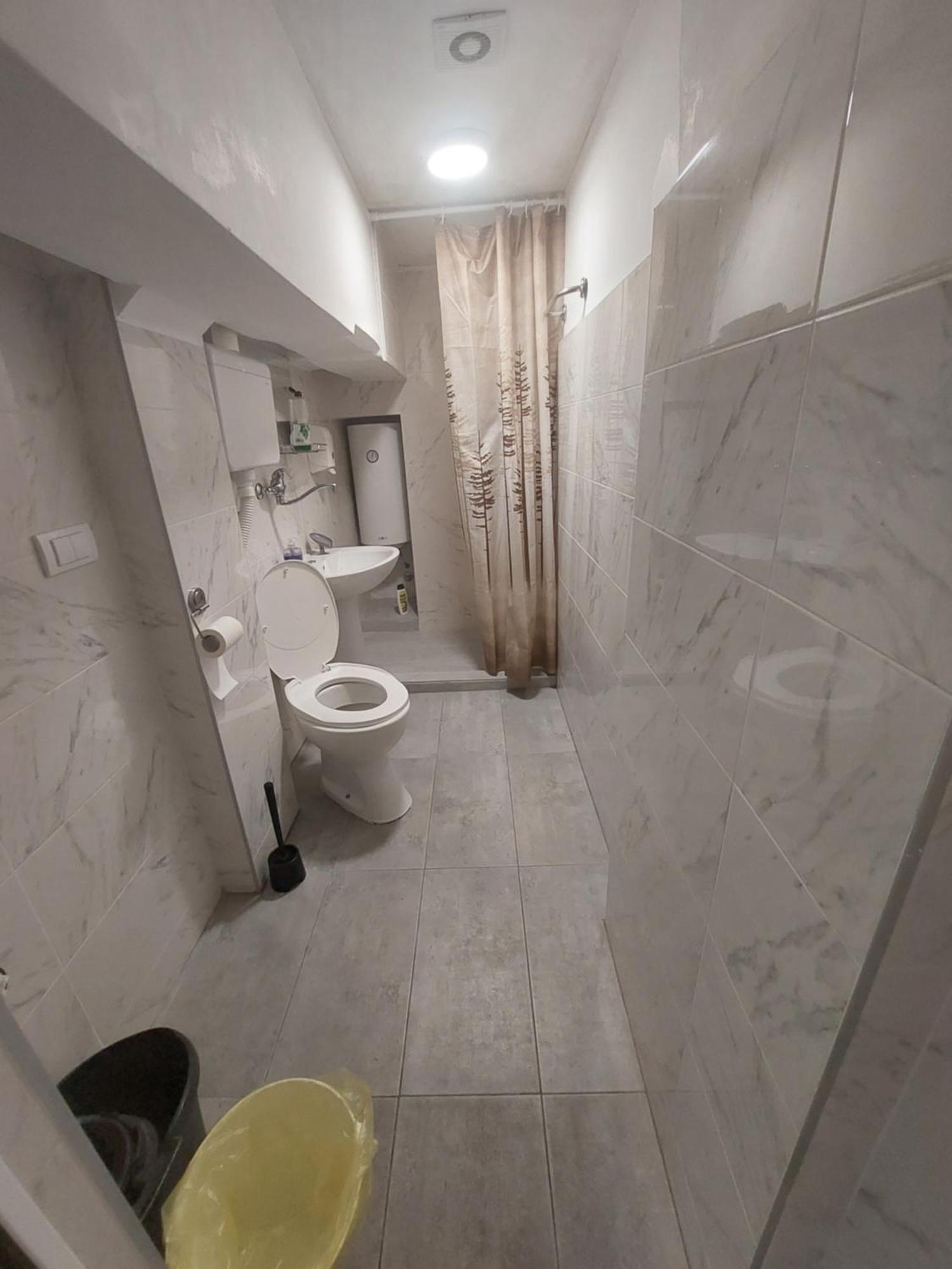 Hostel Inn Downtown Белград Екстериор снимка
