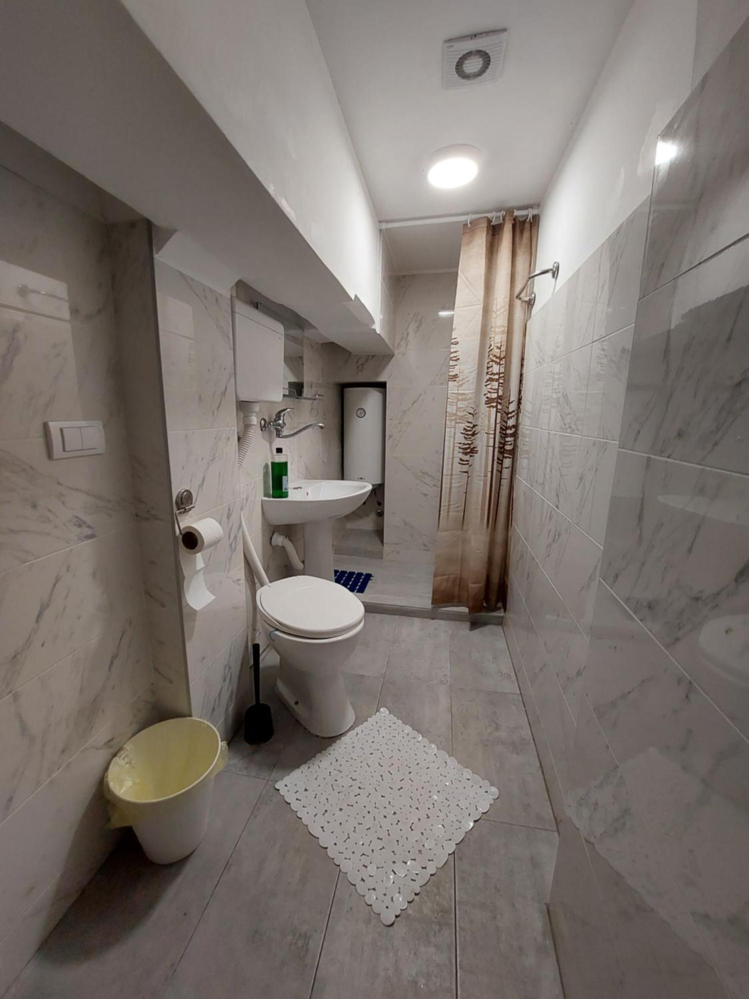 Hostel Inn Downtown Белград Екстериор снимка